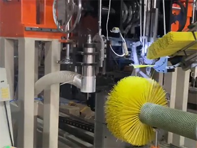 圓棍刷長毛大行程二鉆一植機(jī)